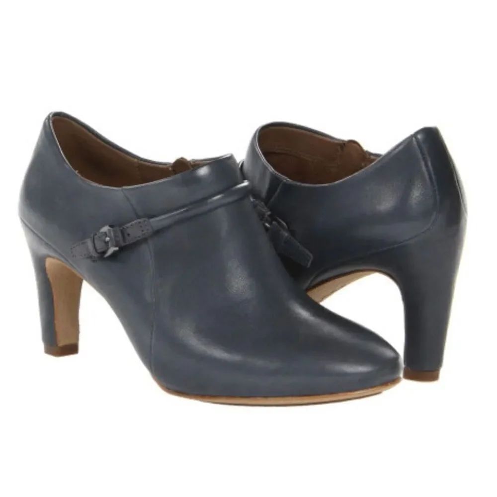 Ecco Nephi buckle leather bootie grey
